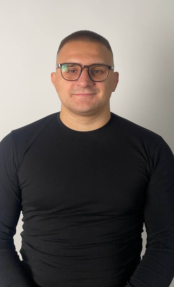 Олександр — фаундер AIDENTYKA